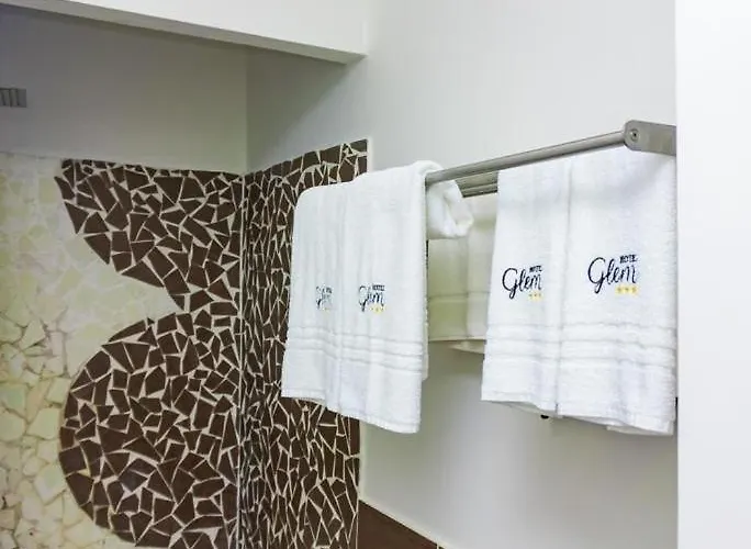 Hotel Glem Varcaturo